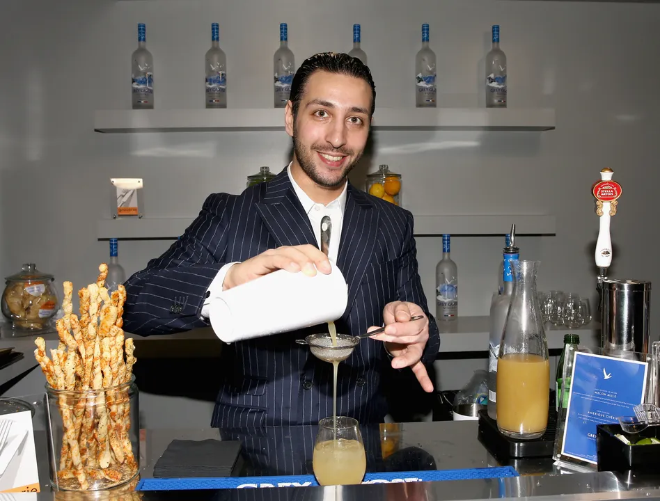 VANITY FAIR SOCIAL CLUB